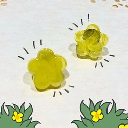 黄色いお花のピアス　rp-46